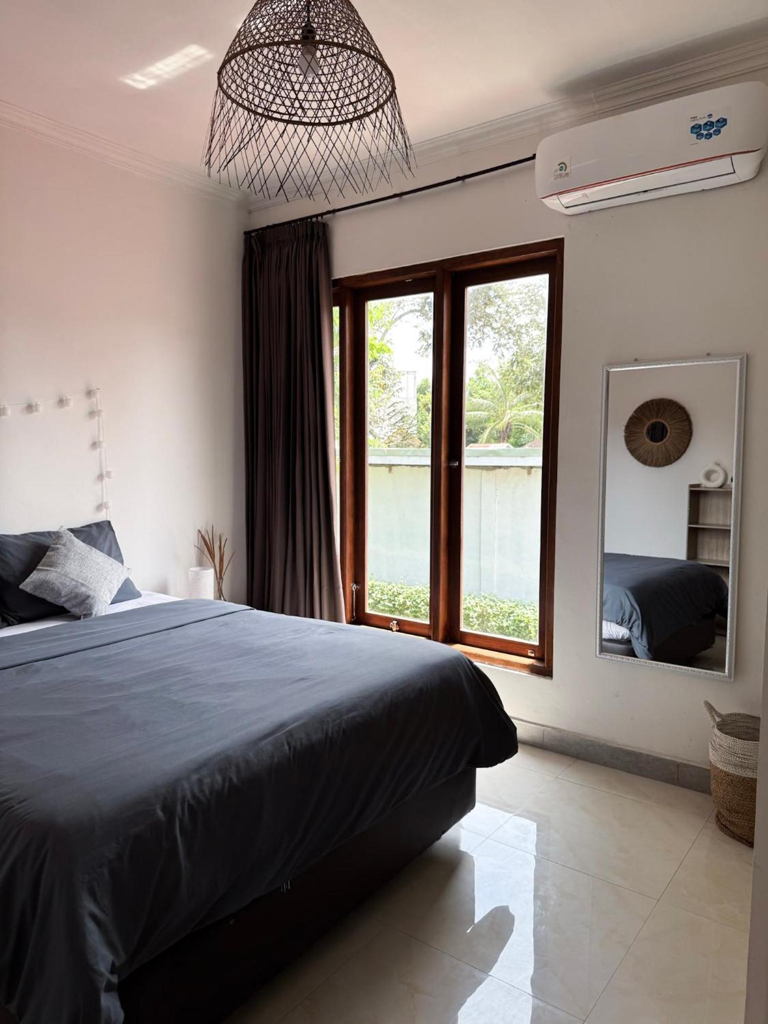 Secret Spot Surf And Stay Kuta  Экстерьер фото